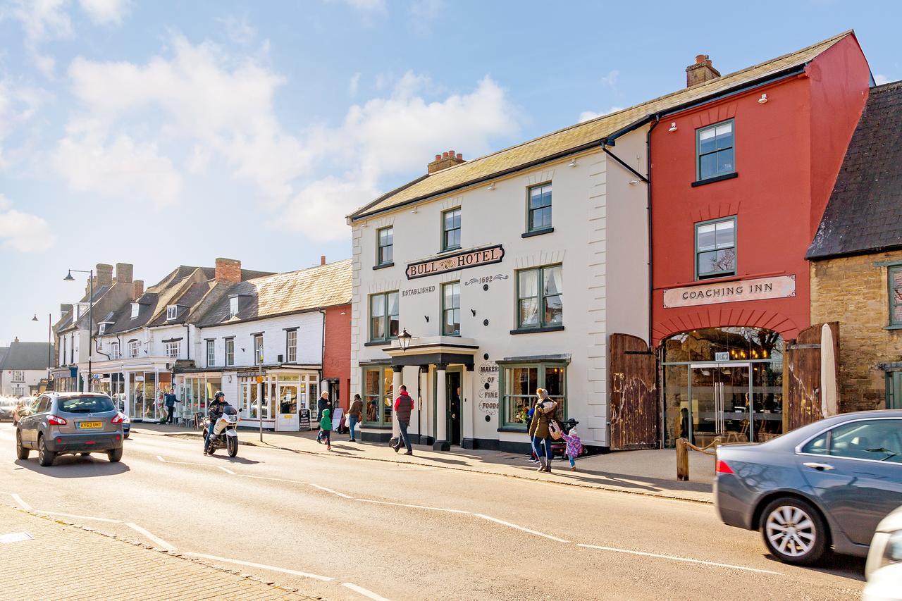 The Bull Hotel Olney Exterior foto